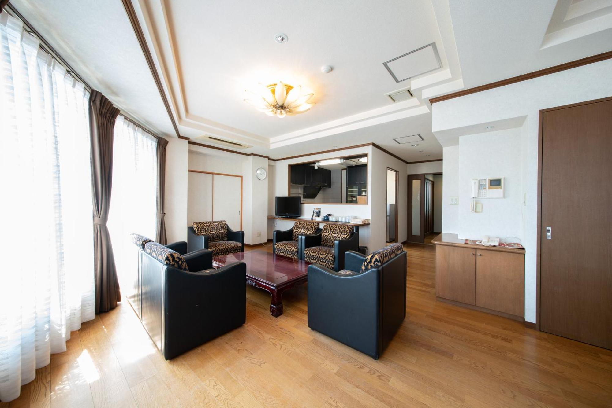 โอโย อาซูกะ โฮเต็ล คารัตสึ Hotel คาราสึ ภายนอก รูปภาพ